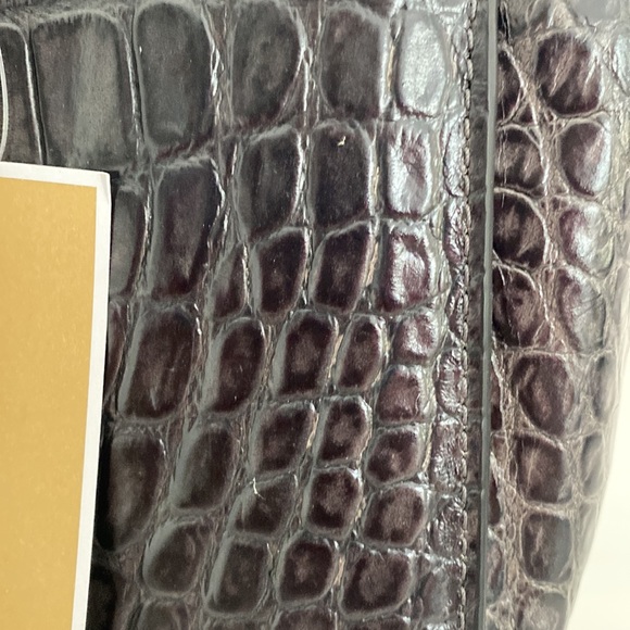 NWT Michael Kors Selma grey large satchel. - Picture 12 of 13